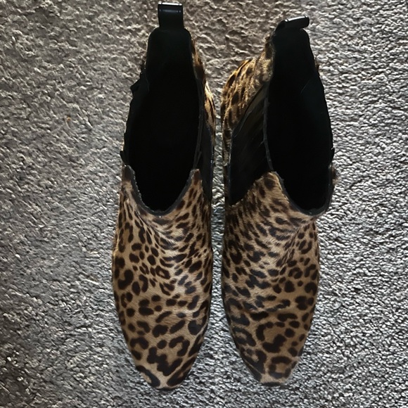 J. CREW Chelsea Boots Genuine Leather Calf Hair with Leopard Print. (7.5 US) - Picture 4 of 4